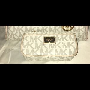 Michael Kors Makeup Bag